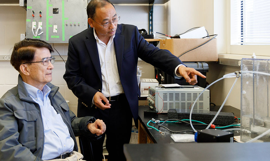 Paul Chu & Zhifeng Ren