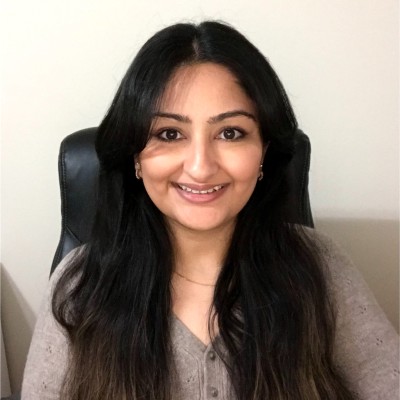 /socialwork/New_research/hear-lab/people/riya.jpeg