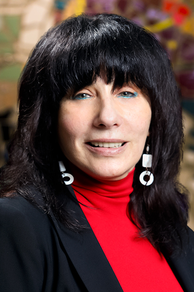 /socialwork/about/faculty-directory/s-robbins/susan-robbins.jpg
